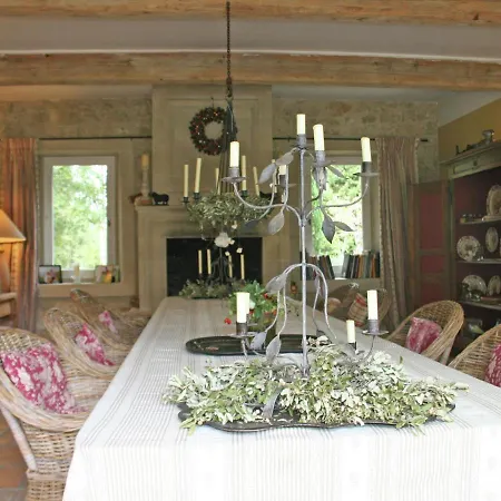 펜션 Spacious Mansion In With Swimming Pool *