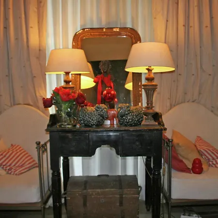 펜션 Spacious Mansion In With Swimming Pool *